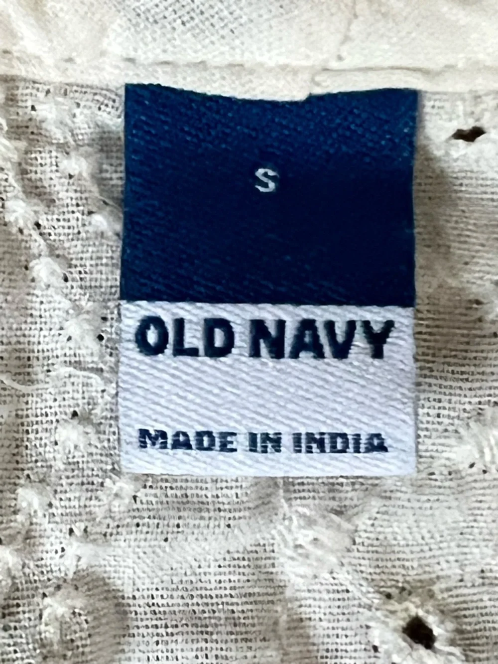 Old Navy Cream Eyelet Button-Front Peasant Blouse - Picture 2 of 6